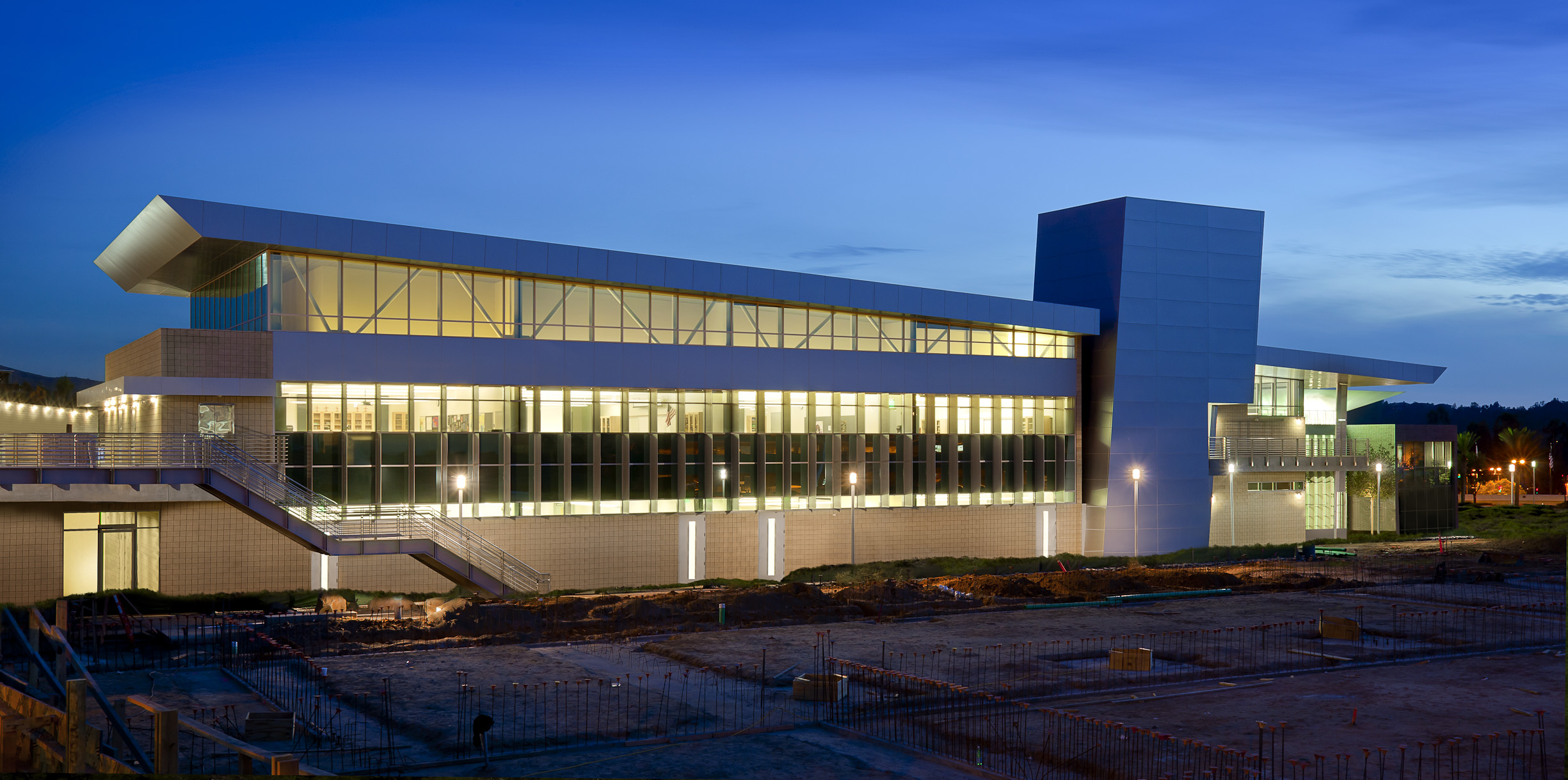SANTIAGO COLLEGE SCIENCE